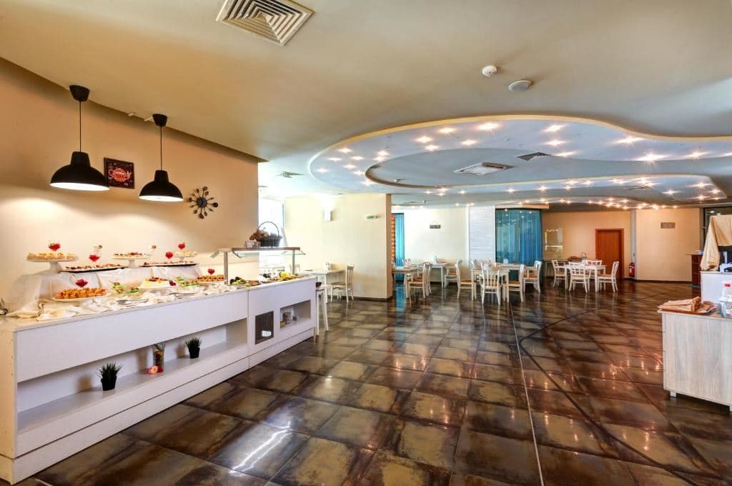 restaurants-restaurants