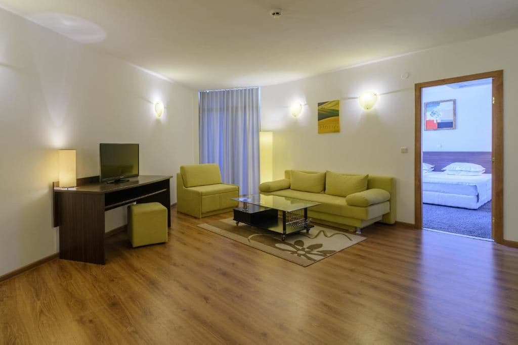 rooms-double-standard-apartment