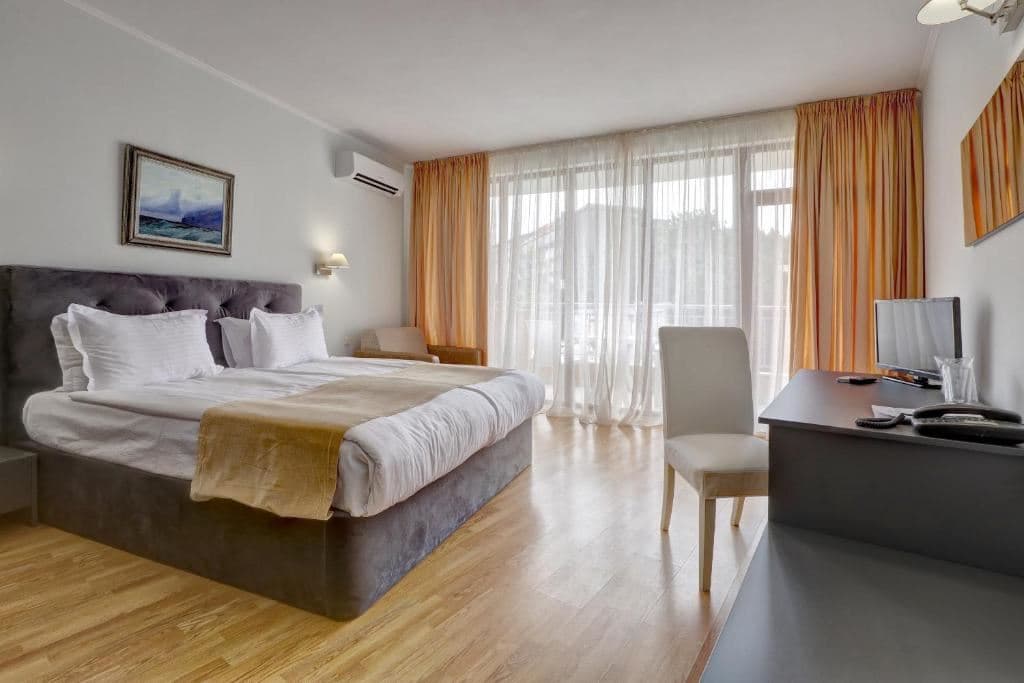 rooms-double-room-park-view