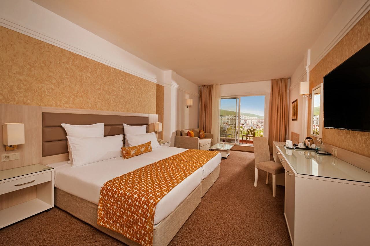 rooms-family-park-view