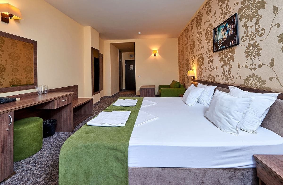 rooms-twin-standard-room-balcony