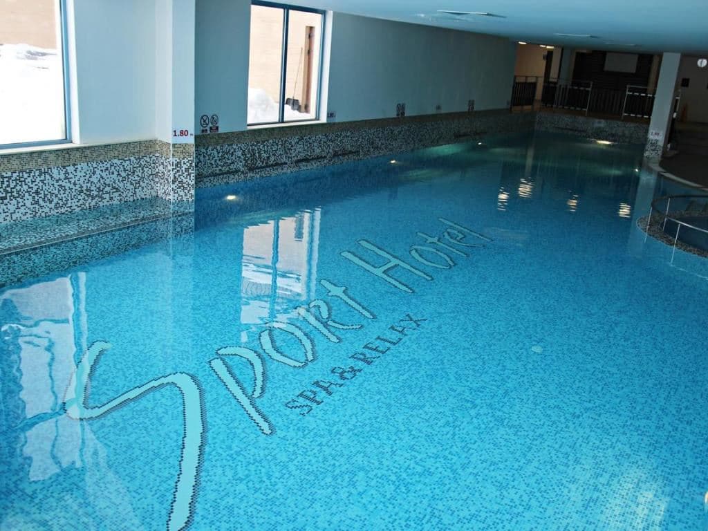 pools-indoor-pool