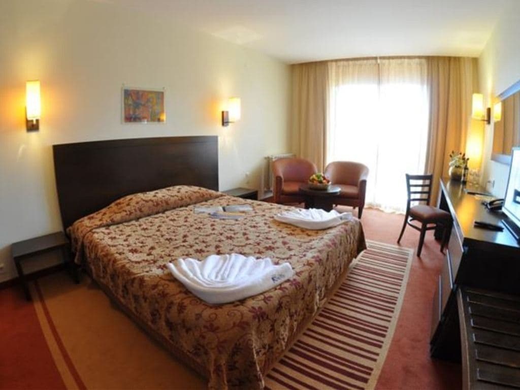rooms-standard-room