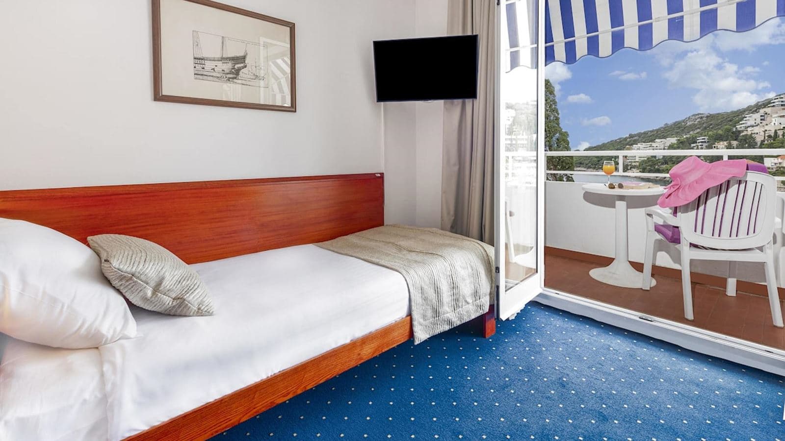 rooms-standart-single-room
