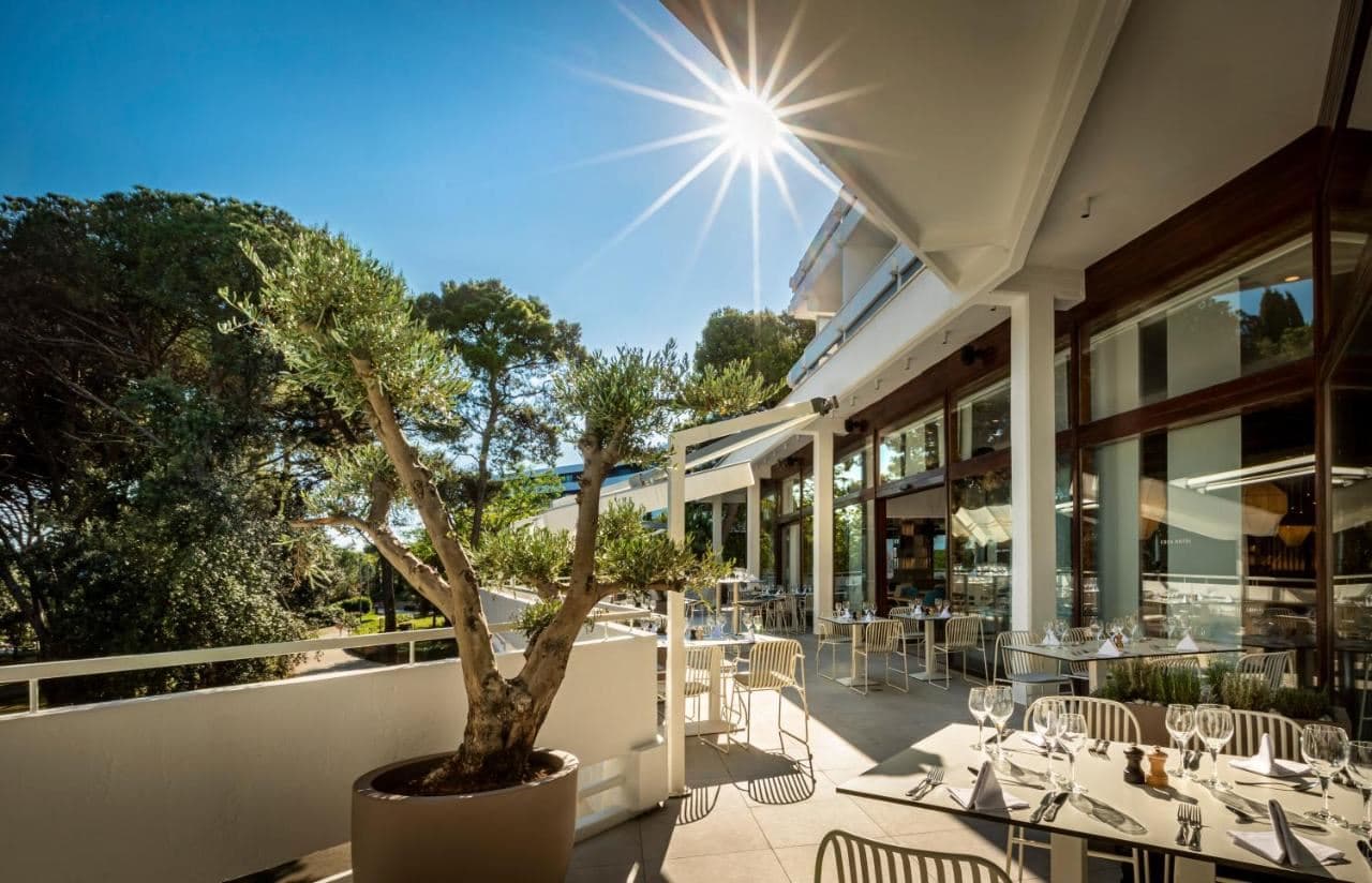 restaurants-restaurants