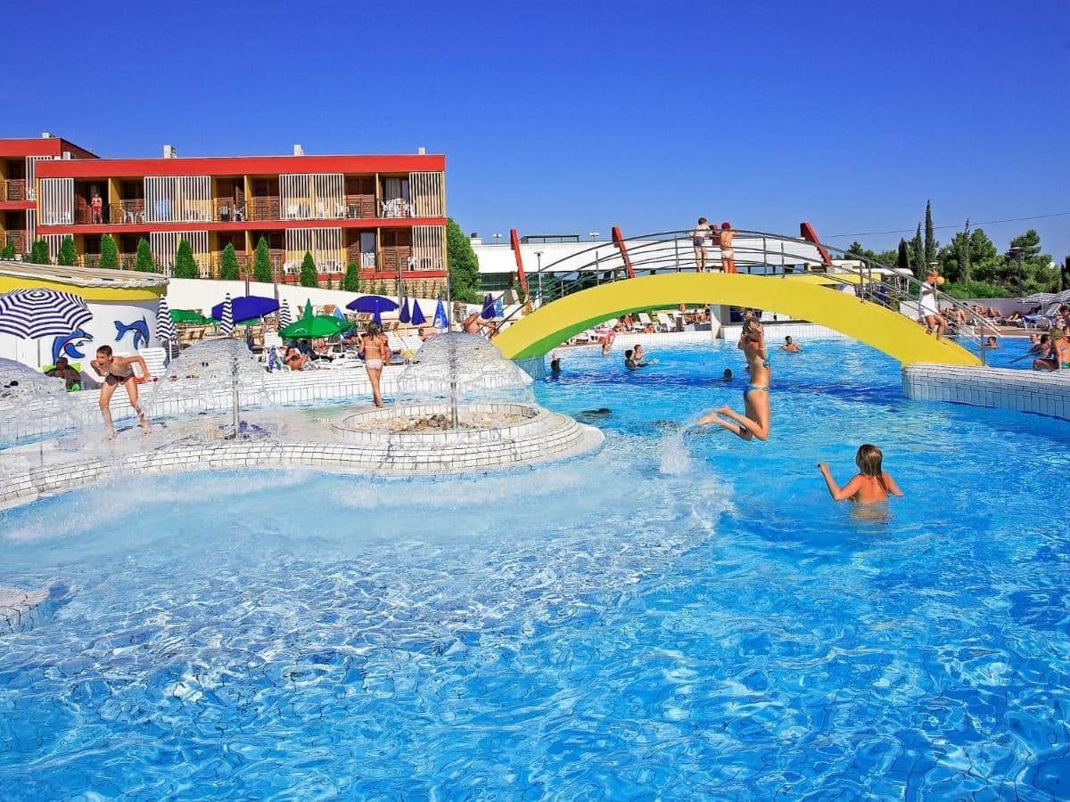 pools-pools