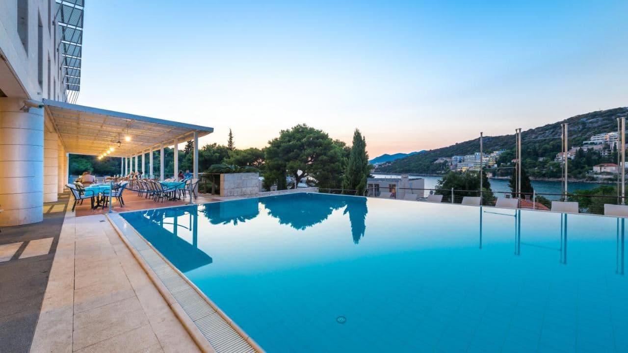 pools-pools