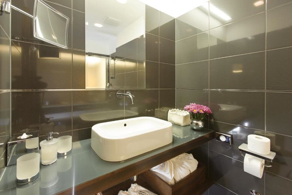 rooms-deluxe-room-cityview
