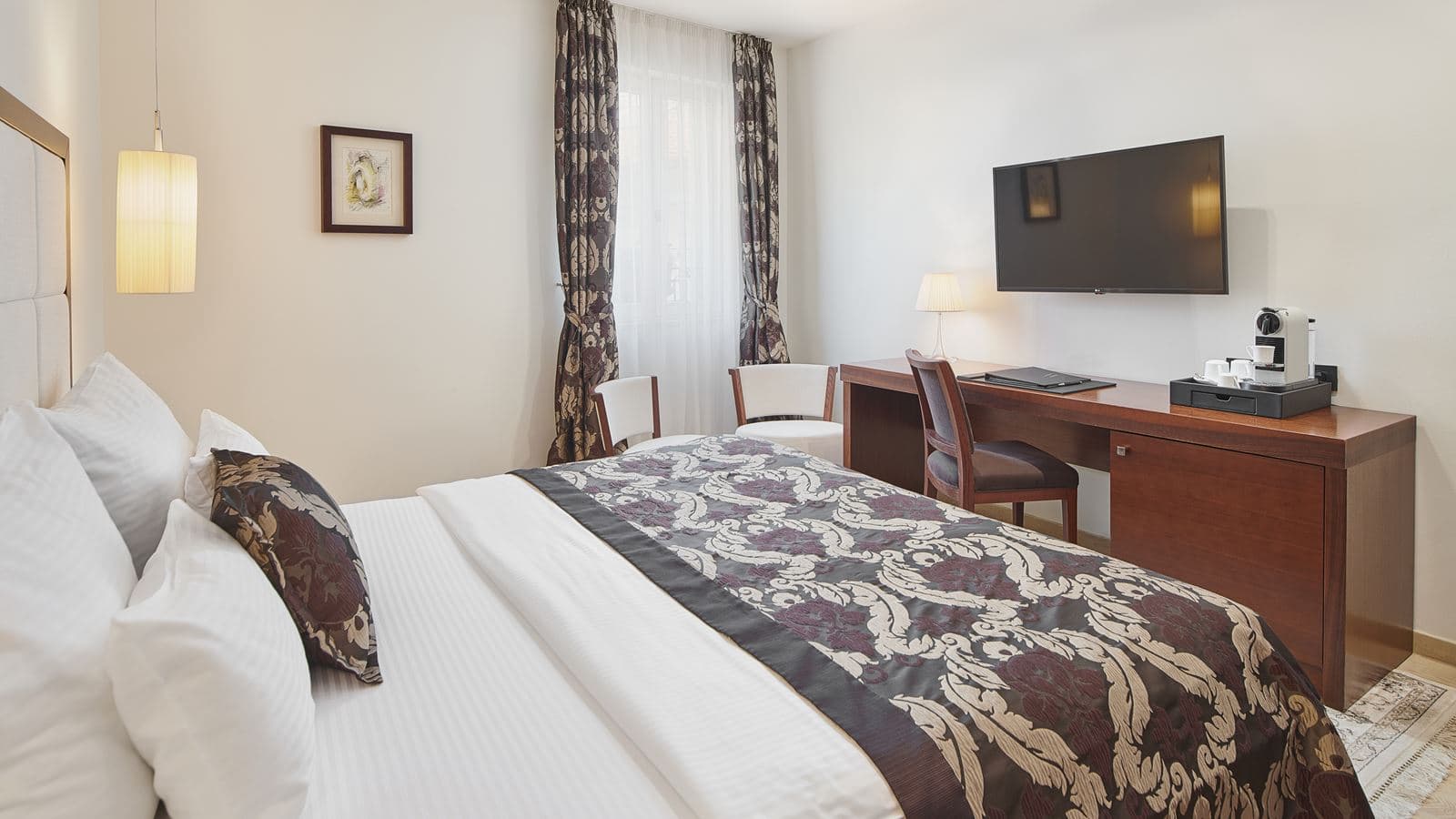 rooms-standard-room