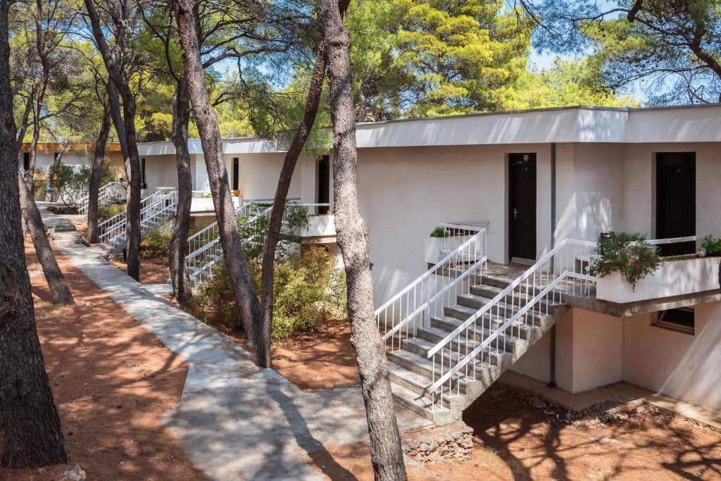 rooms-comfort-room-seaside-terrace