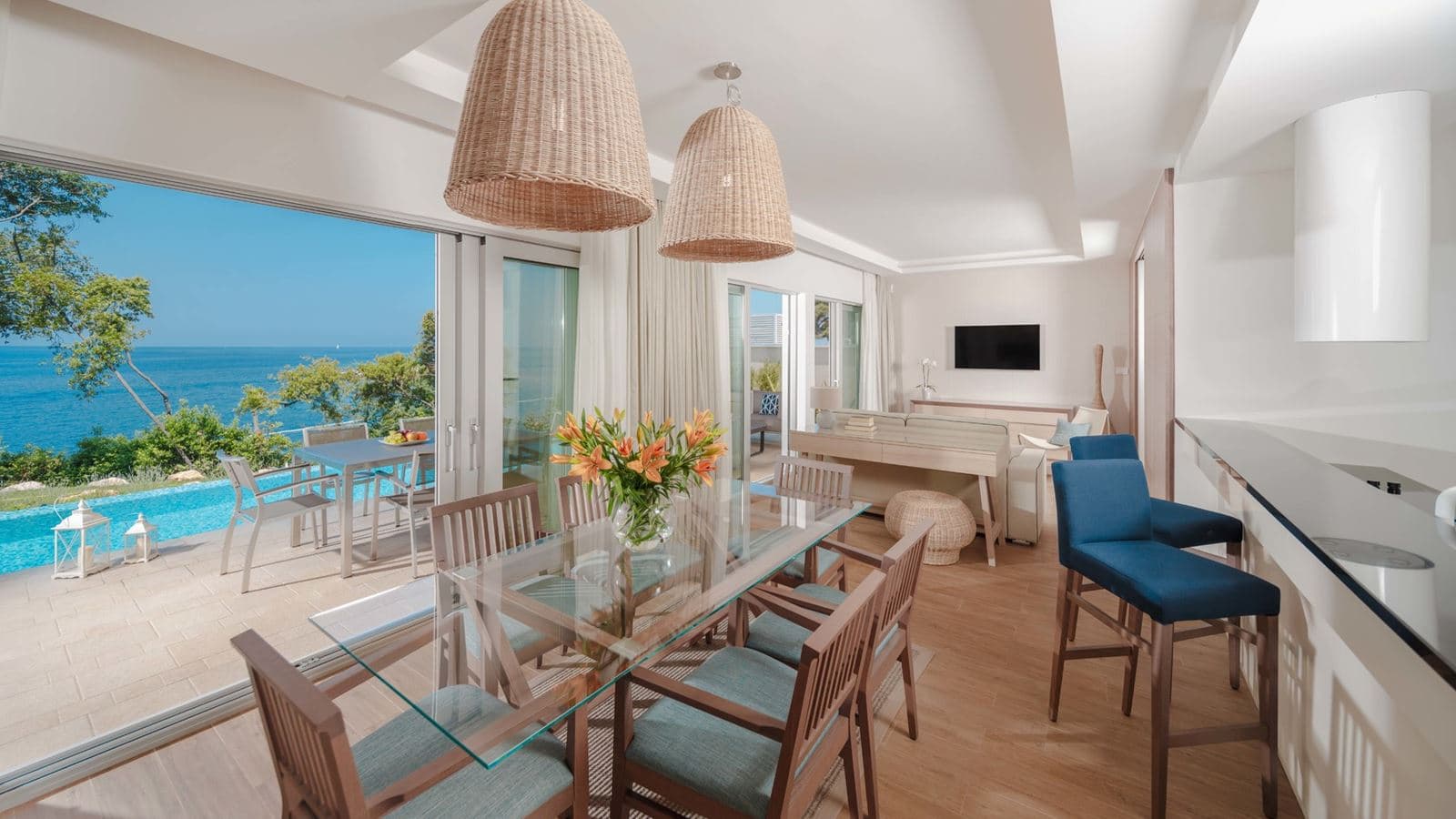 rooms-superior-villa-seaview-terrace