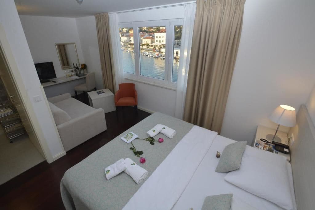 rooms-room-garden-or-sea-view-bestprice