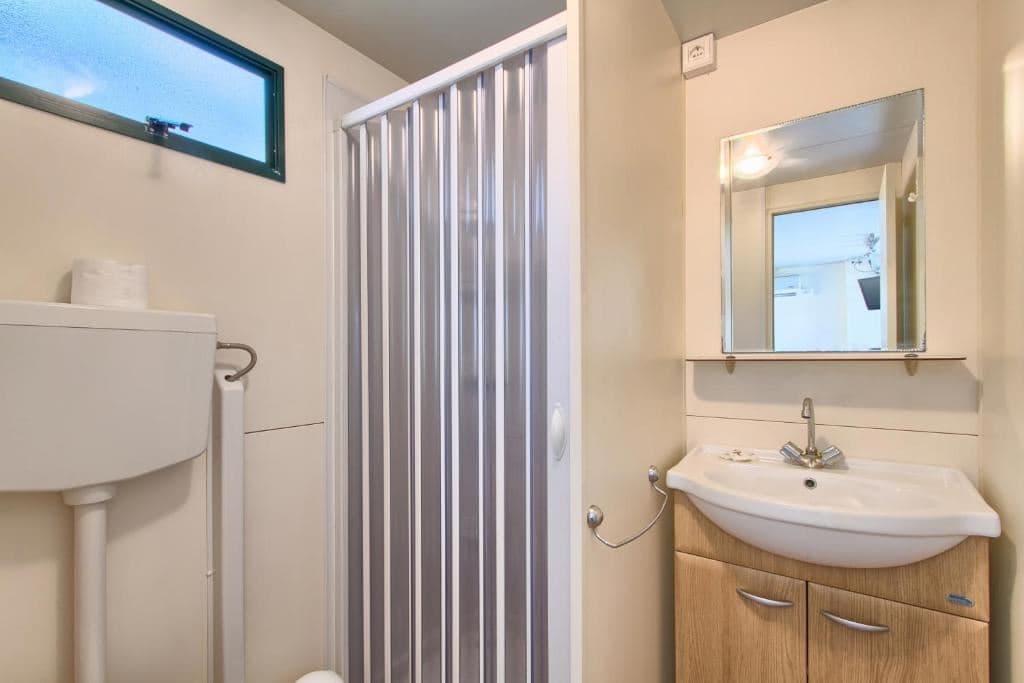 rooms-2-bedroom-standard-mobilehome