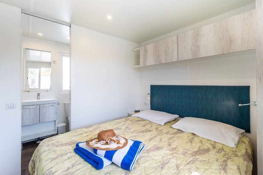 rooms-2-bedroom-premium-mobilehome