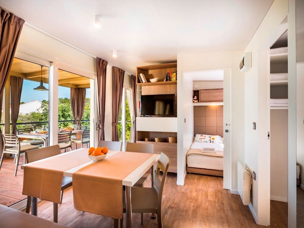 rooms-2-bedroom-premium-chalet-seaview-terrace