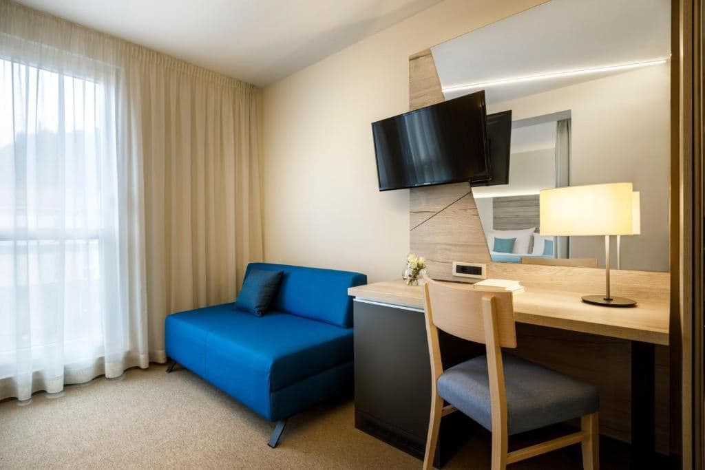 rooms-standard-room