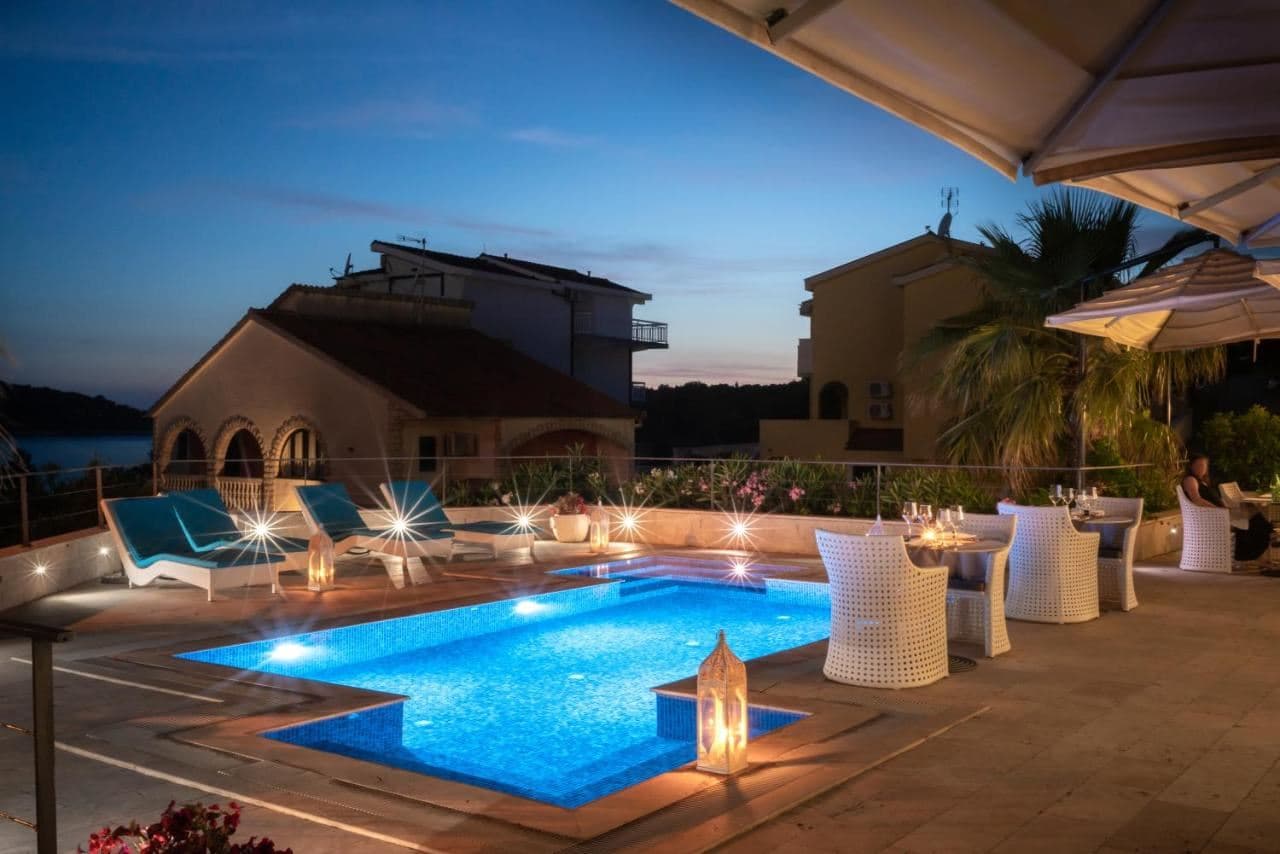 pools-pools