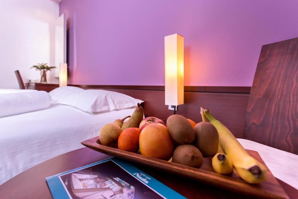 rooms-comfort-room