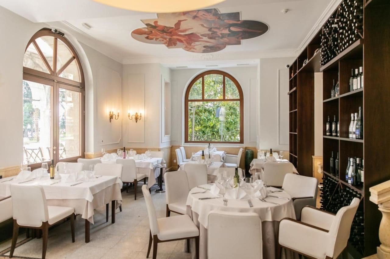 restaurants-restaurants