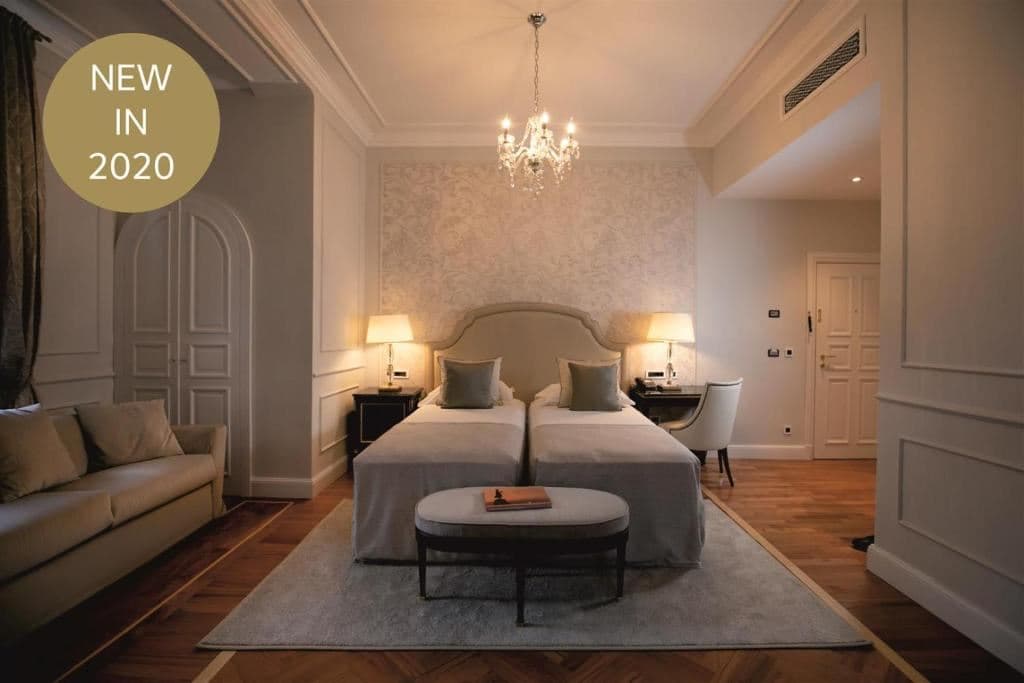 rooms-superior-room