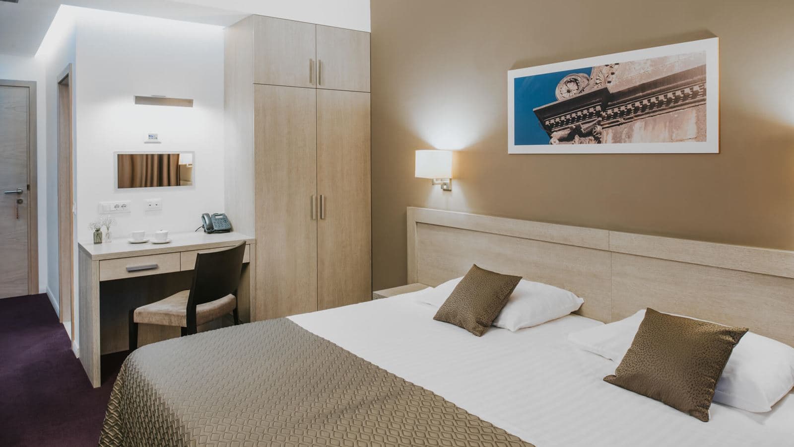 rooms-standard-room