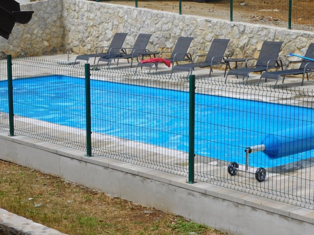 pools-pools