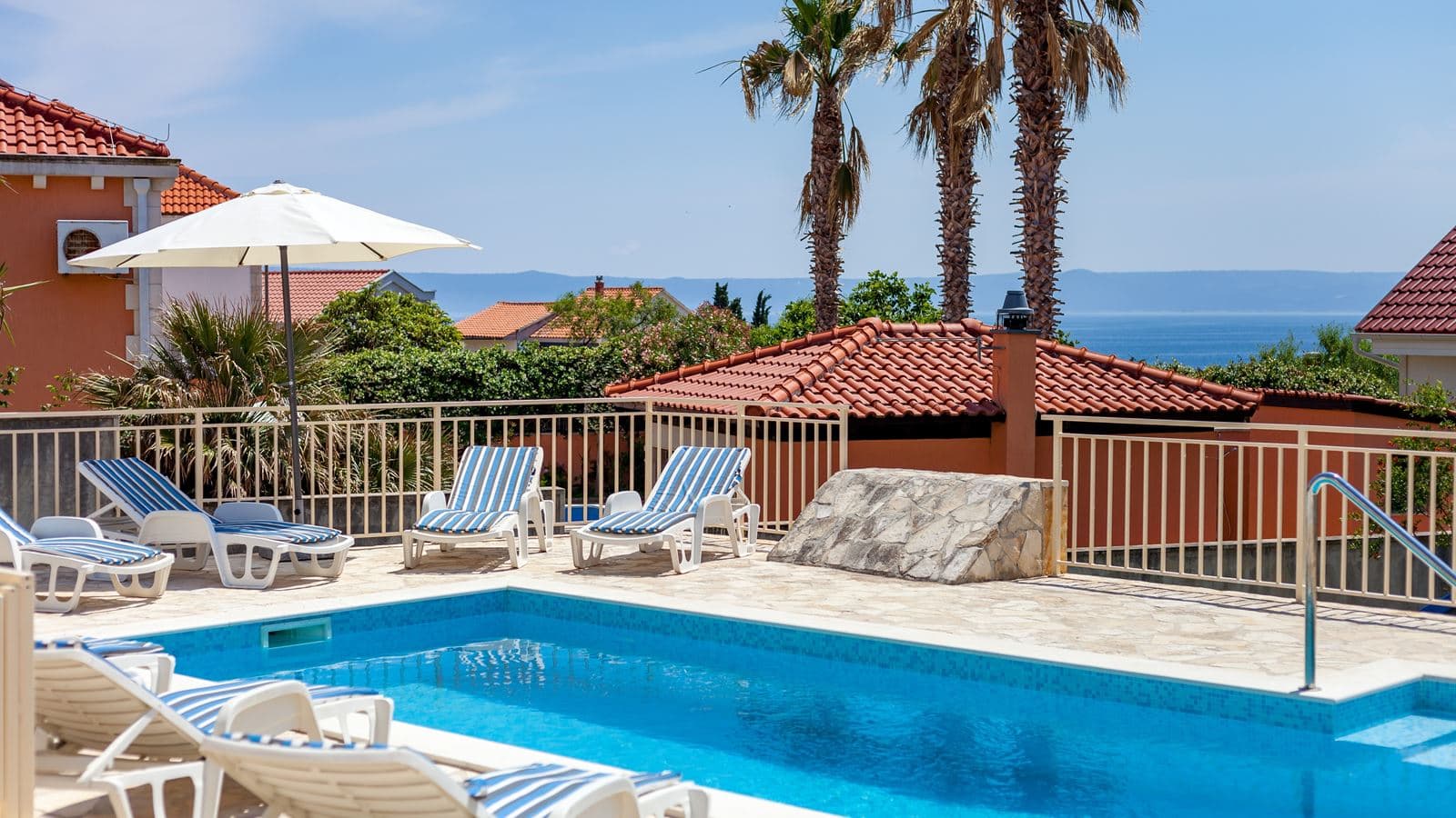 pools-pools
