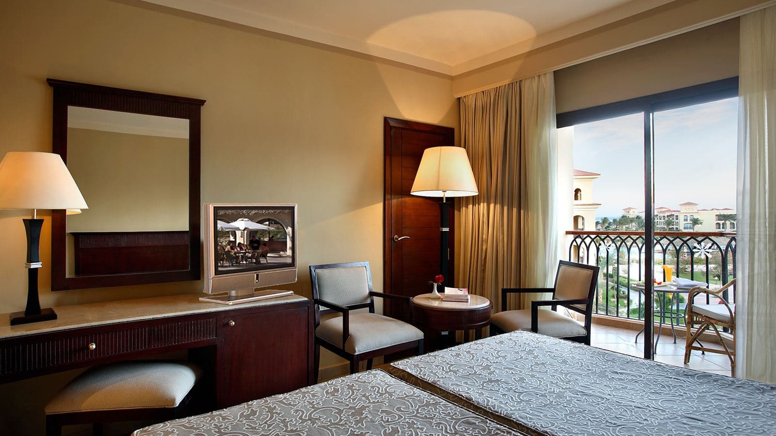 rooms-room-superior-gardenview