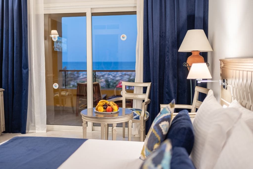 rooms-superior-room-sea-view