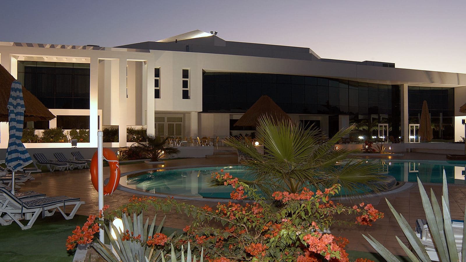 pools-outdoor-pool