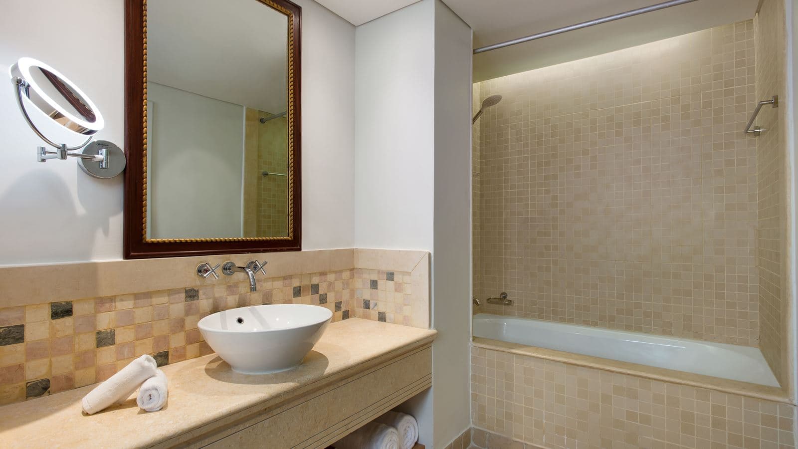 rooms-duplex-suite-side-marina-view