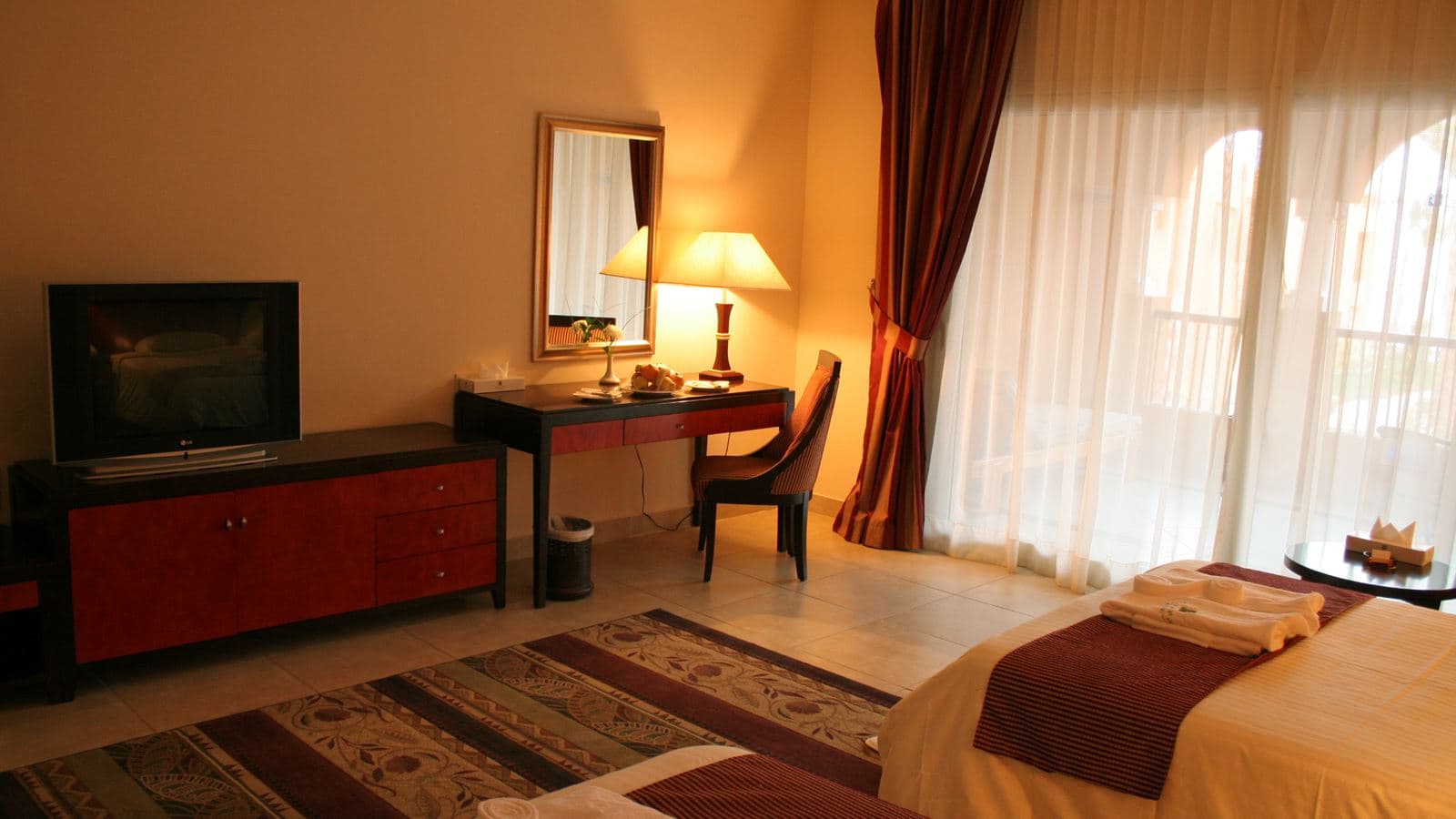 rooms-deluxe-room