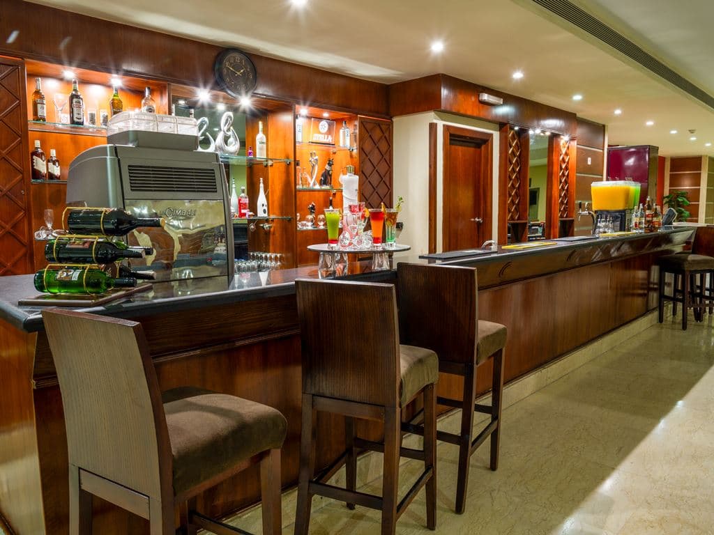 bars-lobby-bar