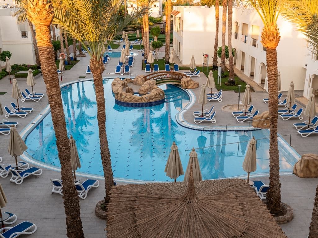 pools-pools