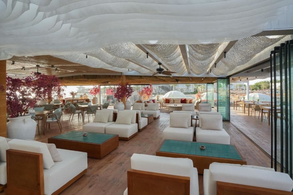 bars-sea-breeze-bar