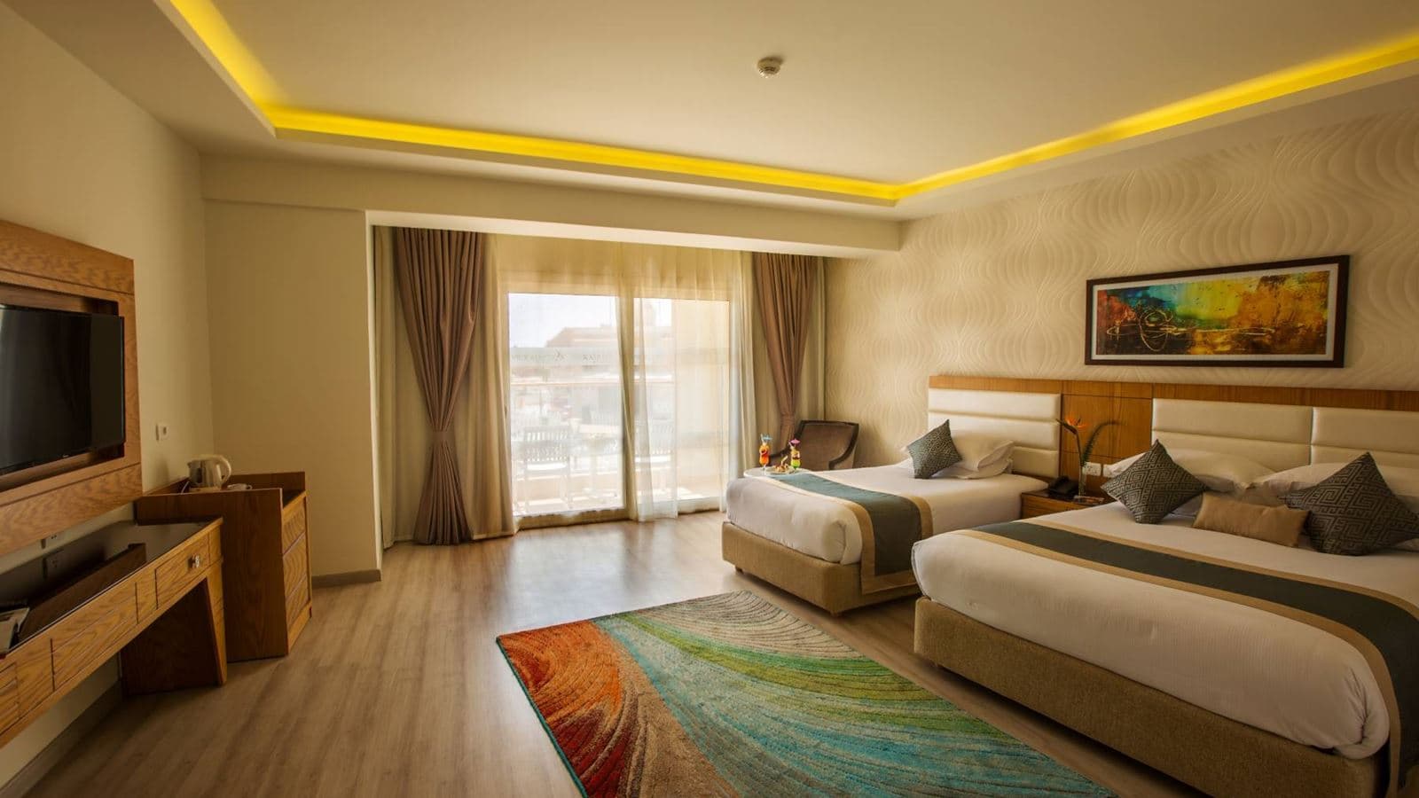 rooms-standard-pool-view