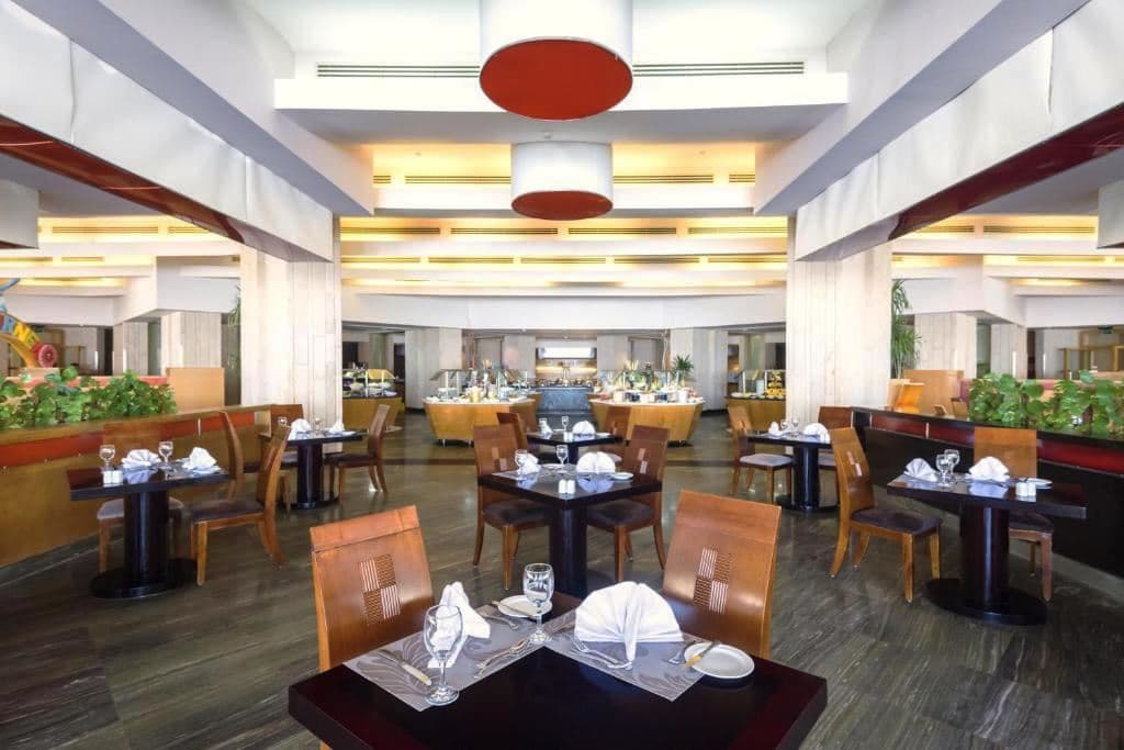 restaurants-la-brisa-restaurant