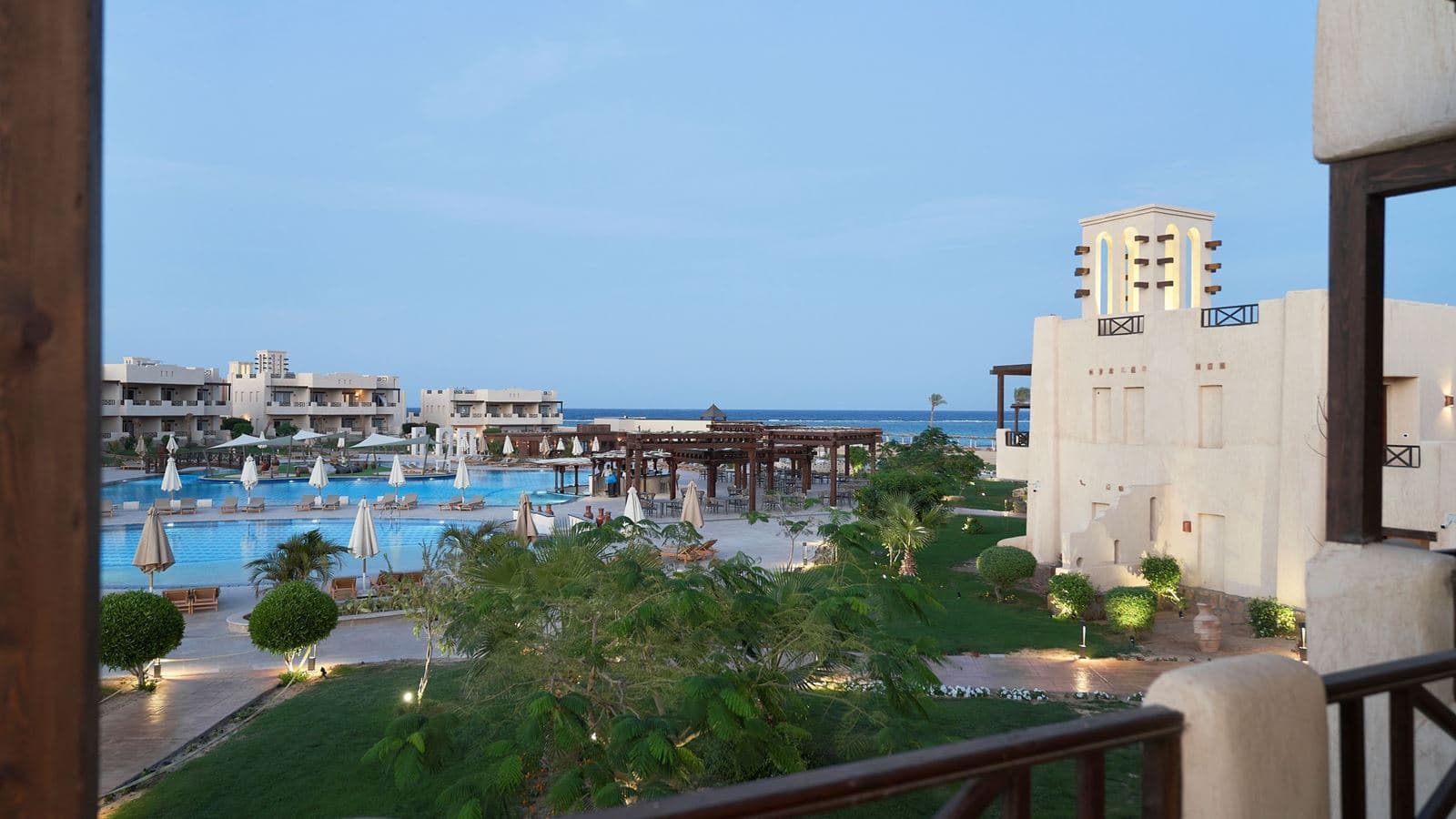 rooms-room-superior-seaview