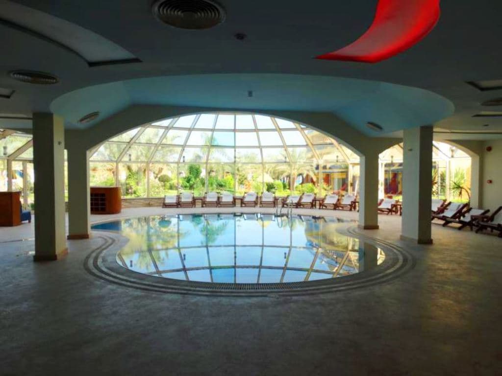 pools-indoor-pool