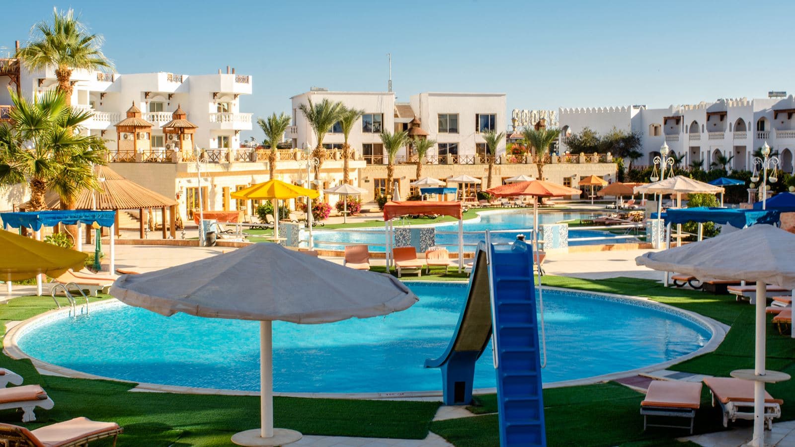 pools-outdoor-childrens-pool