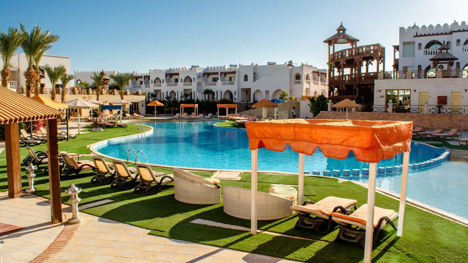 pools-outdoor-childrens-pool
