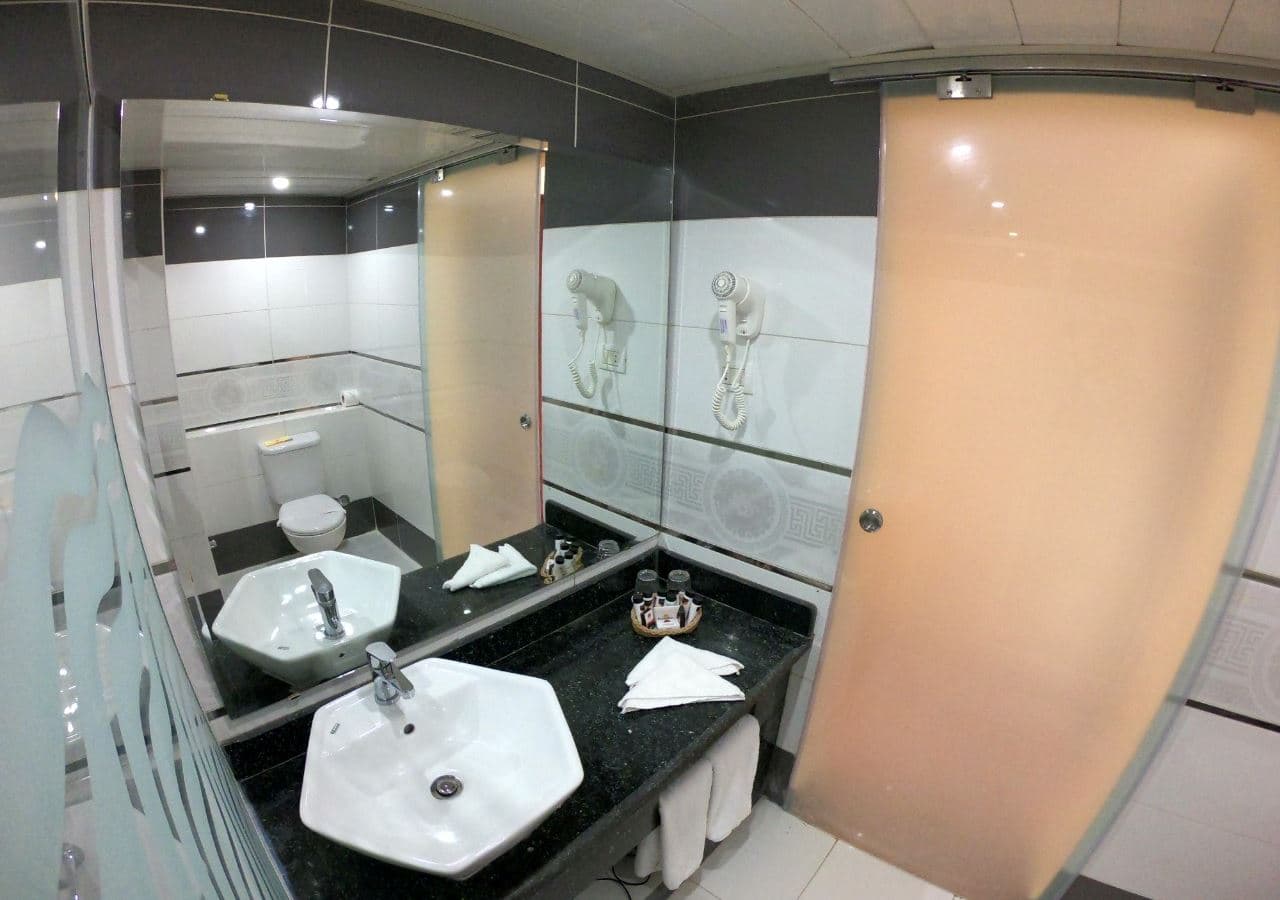 rooms-standard-room