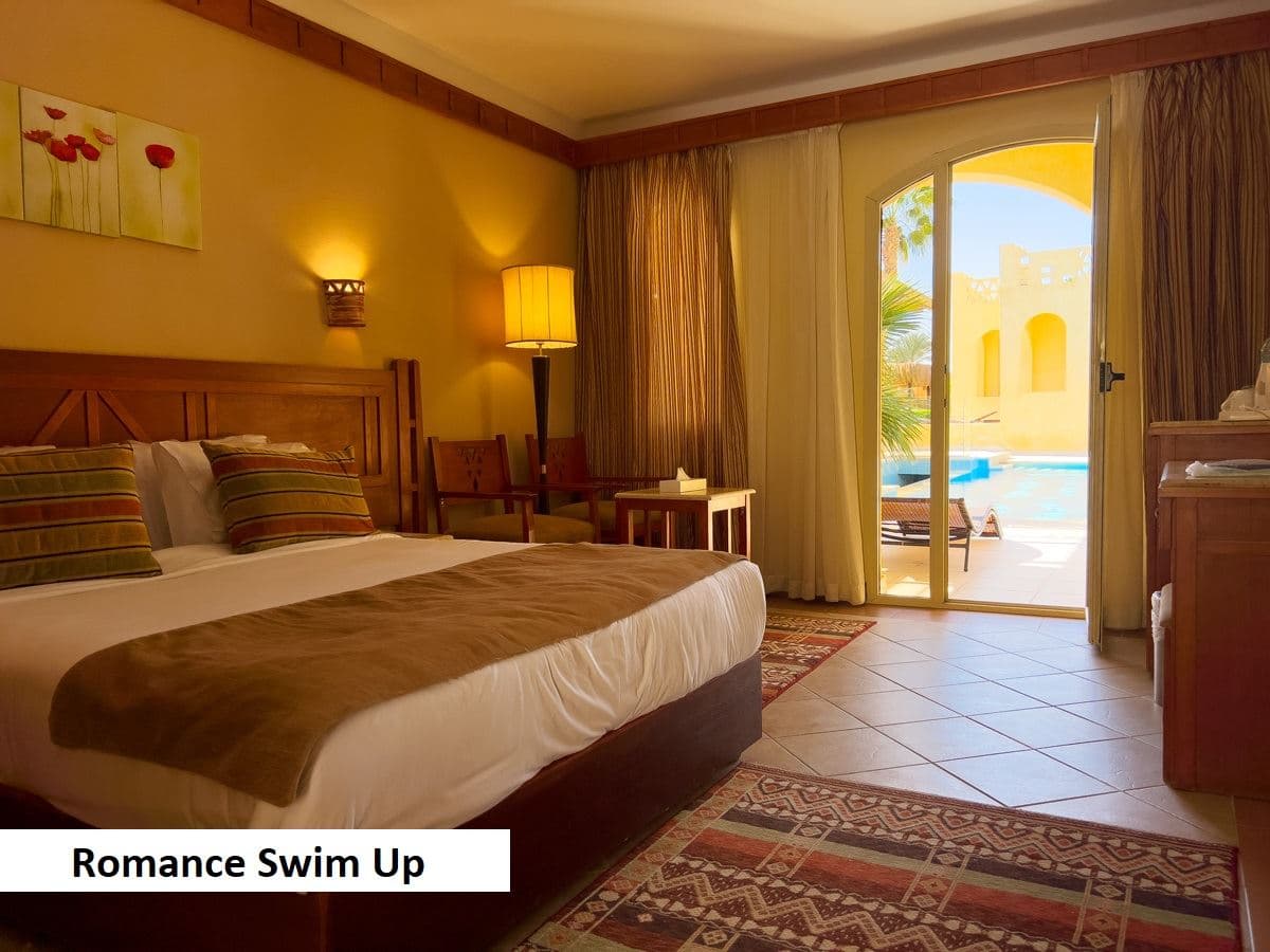 rooms-swim-up-room