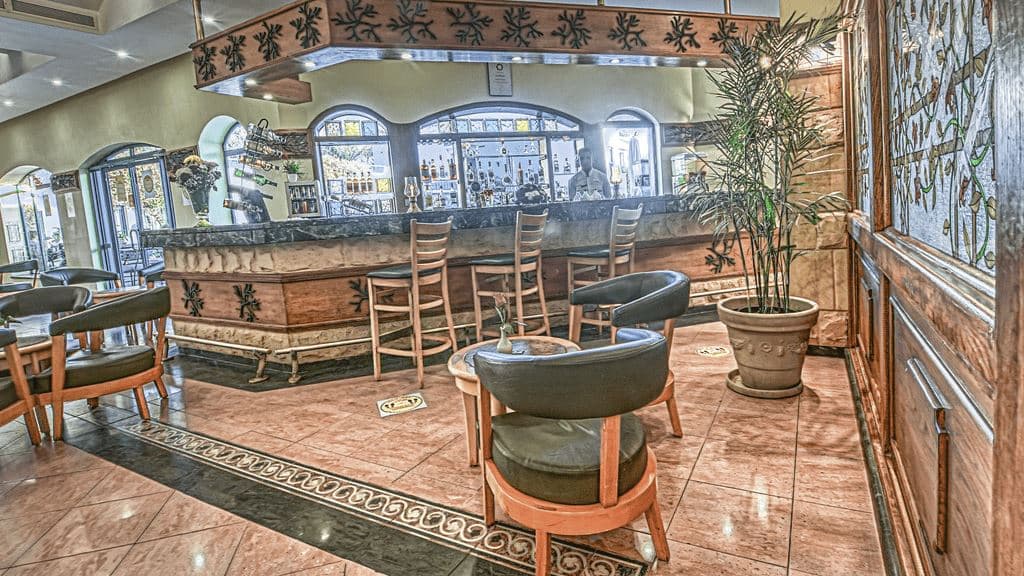 bars-lobby-bar