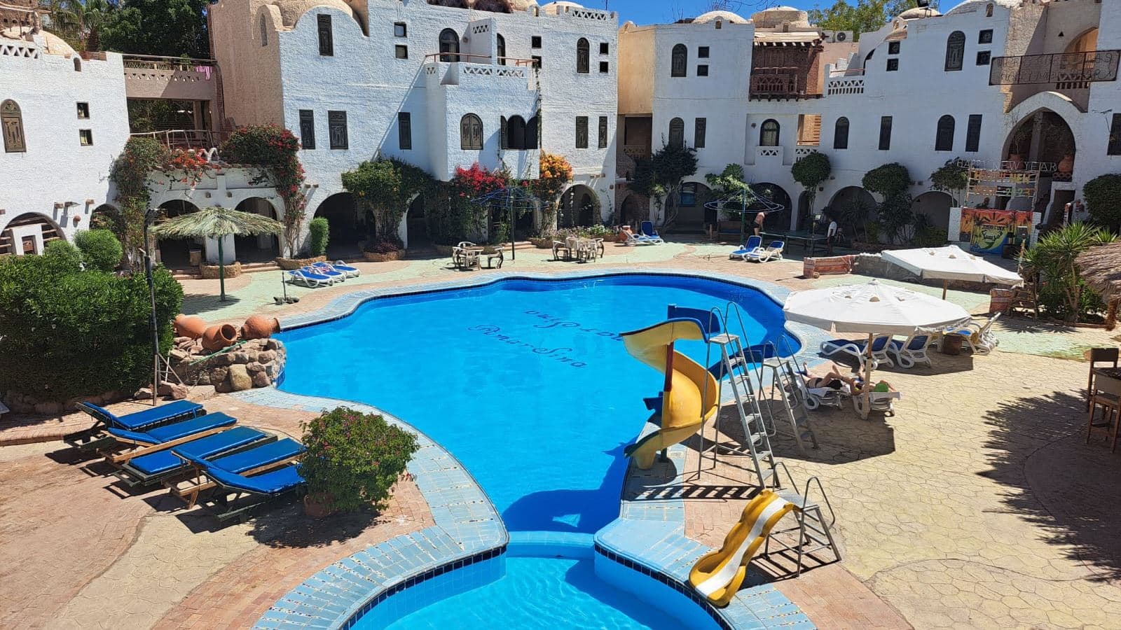 pools-outdoor-pool