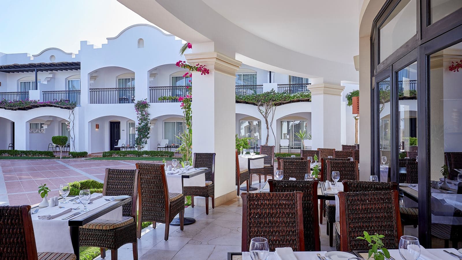 restaurants-le-palmier-resturant