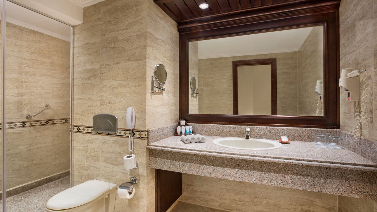 rooms-family-suite