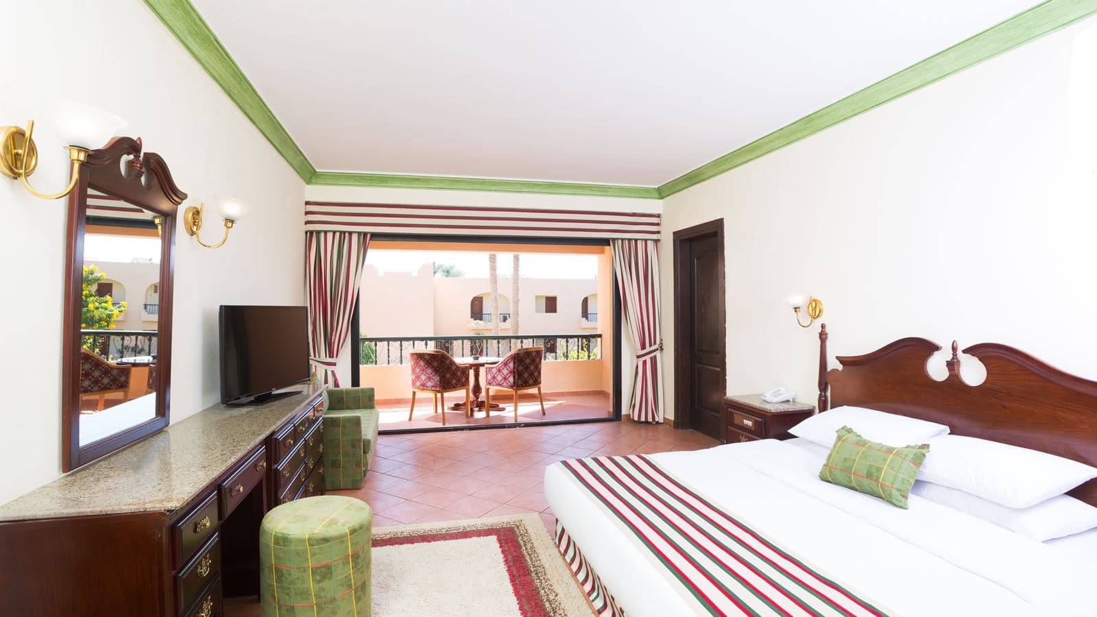 rooms-family-connected