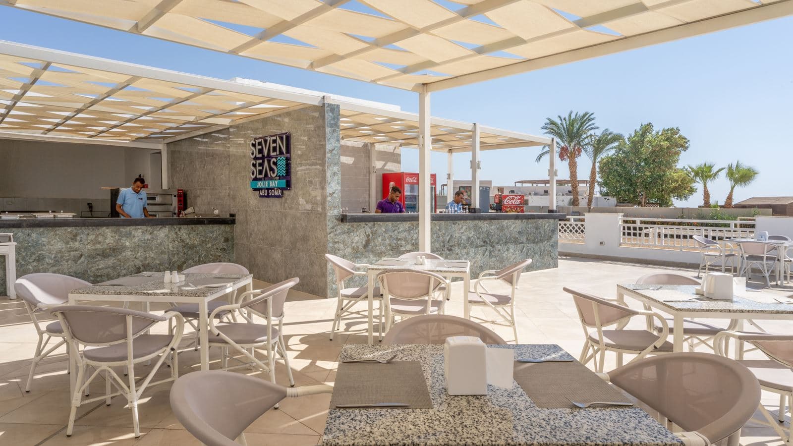 restaurants-breezes-restaurant