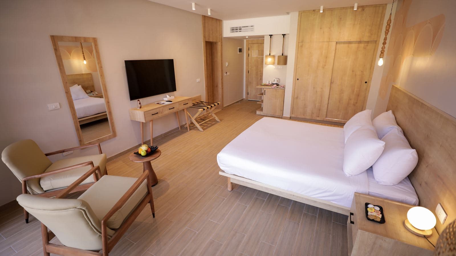 rooms-family-suites